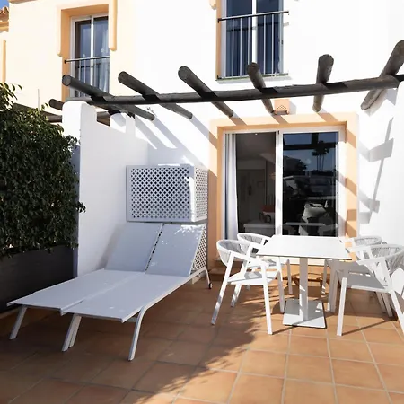 Apartahotel Ramada Hotel&suites By Wyndham Costa Del Sol Fuengirola