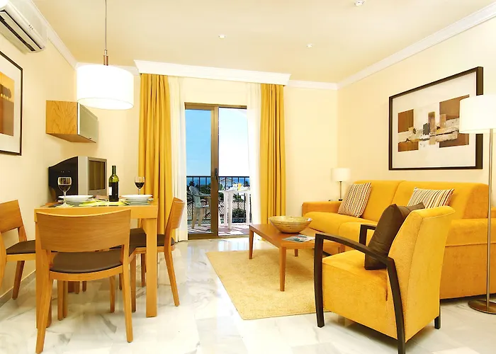 Appart hôtel Ramada & By Wyndham Costa Del Sol 3*