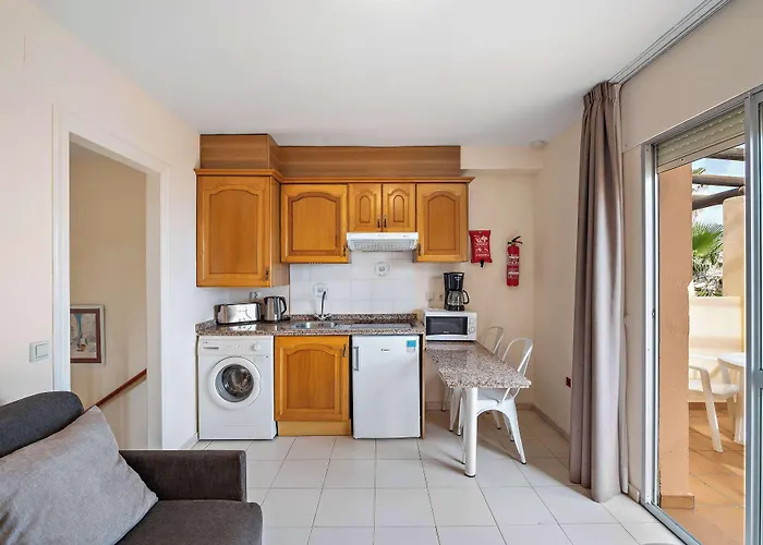 Ramada & By Wyndham Costa Del Sol Appart hôtel 3*